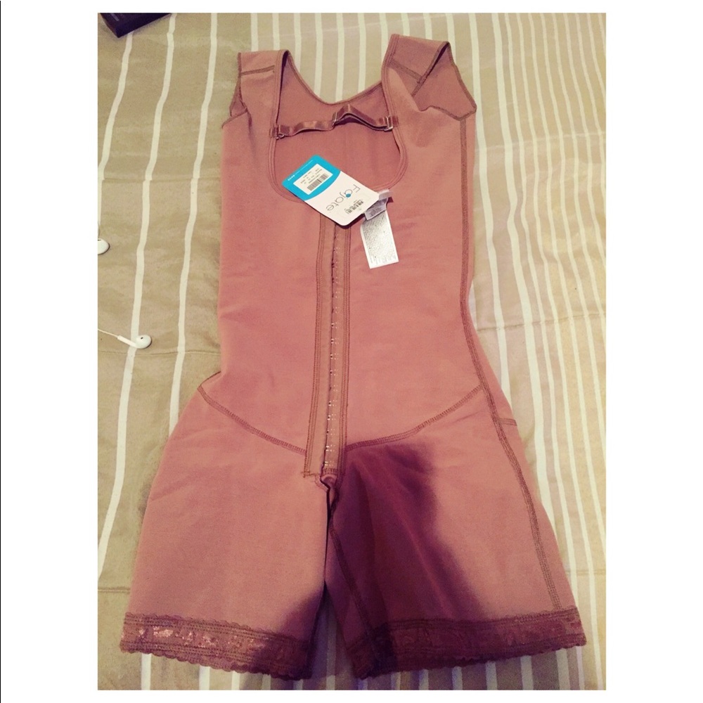 Girdle Fajate. ❌❌SOLD❌❌